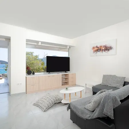 Phos Apartment By A&D Properties Porto Rafti Exterior photo